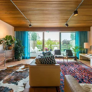 Apartment Vintage Duplex In